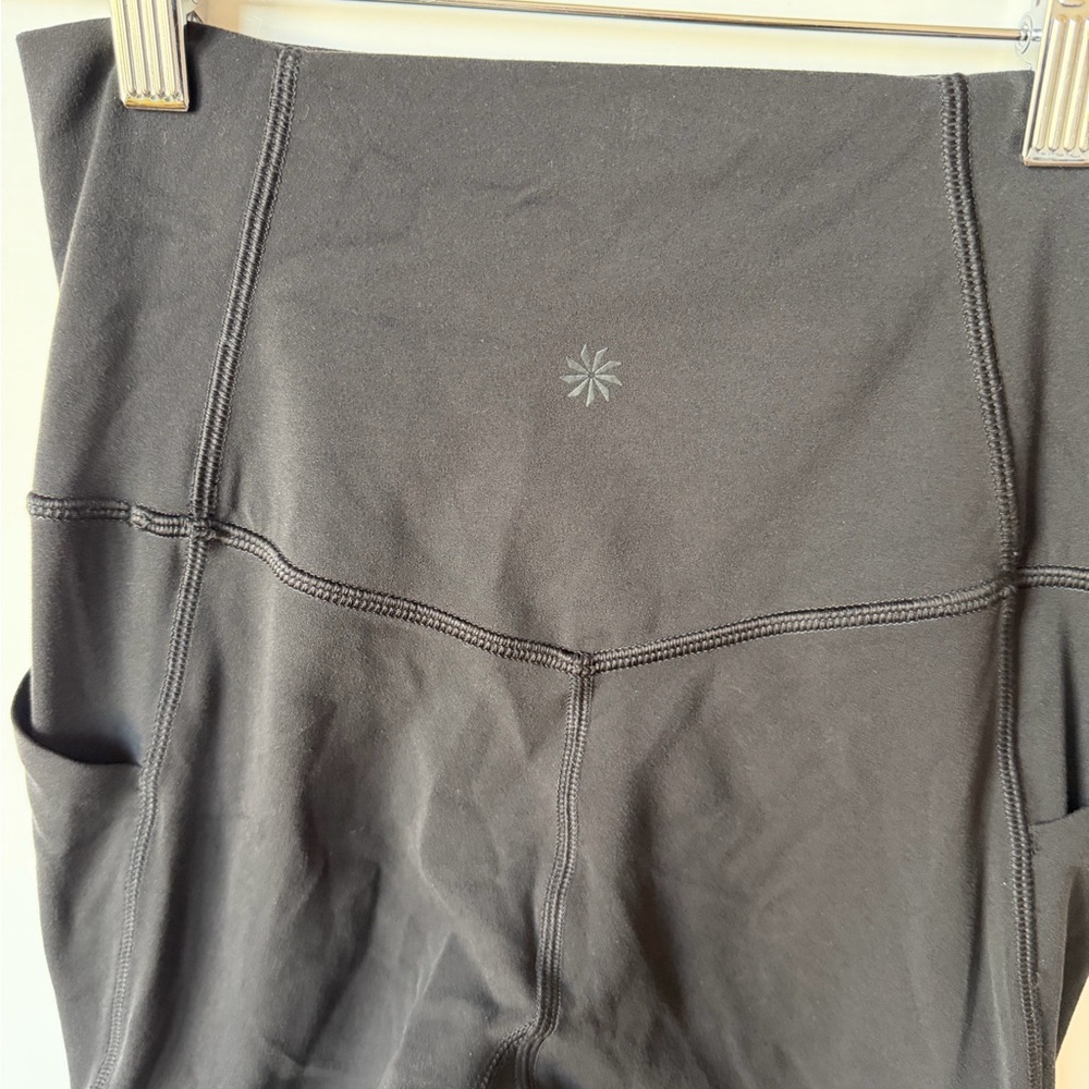 athleta salutation 7/8 tight in powervita - Picture 7 of 11